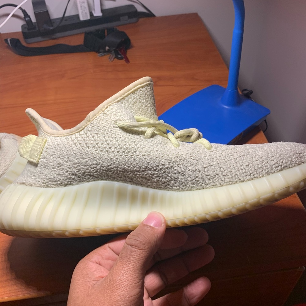 Yeezy 350 boost V2 “Butter” - Picture 2 of 7